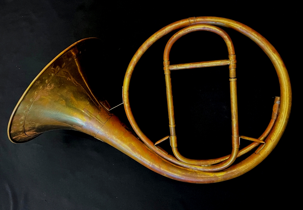 b Natural Horn Woodhead Horns