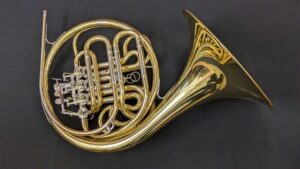 Yamaha 671 - Image 2