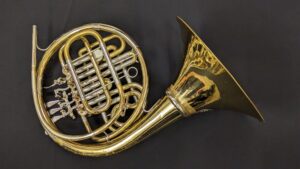 Alexander Model 90 - Image 2