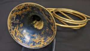Gautrot Natural Horn with painted bell - Image 6